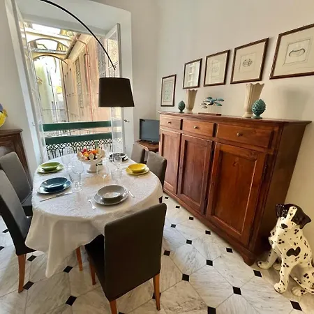 History Art & Design Timeless Heaven With Free Parking Albenga